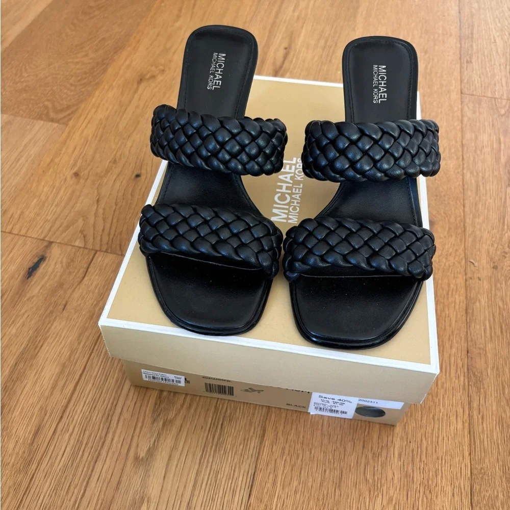 Michael Kors Amelia Braided Mule - Picture 2 of 6